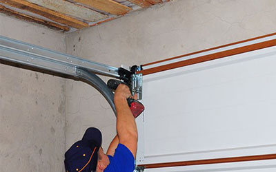 5 Big Reasons Your Garage Door Come Off Its Tracks